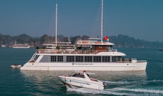 Halong Catamaran Day Cruise – Lan Ha Bay Cruise