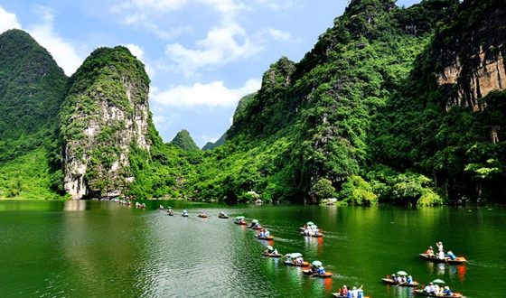 BAI ĐINH – TRANG AN – MUA CAVE 1 DAY  BY LIMOUSINE BUS